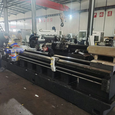 QK1327X1500 सीएनसी पाइप थ्रेडिंग लेथ 800 मिमी स्विंग 275 मिमी थ्रेडिंग